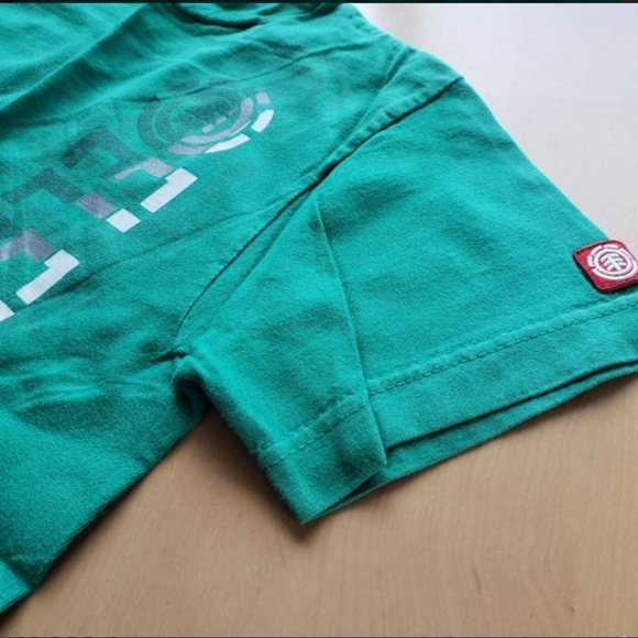 T-Shirt Element - Picture 3 of 6